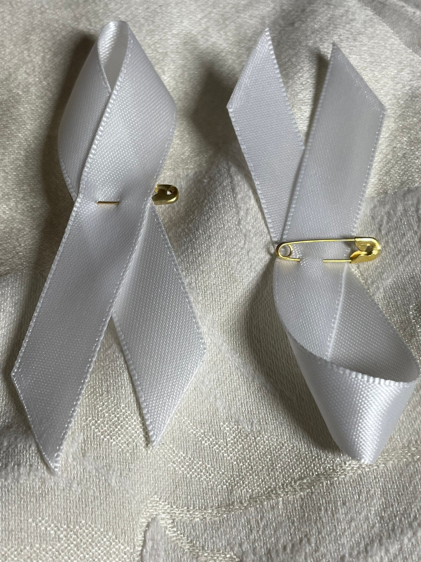 White Satin Ribbon Pin Brooch