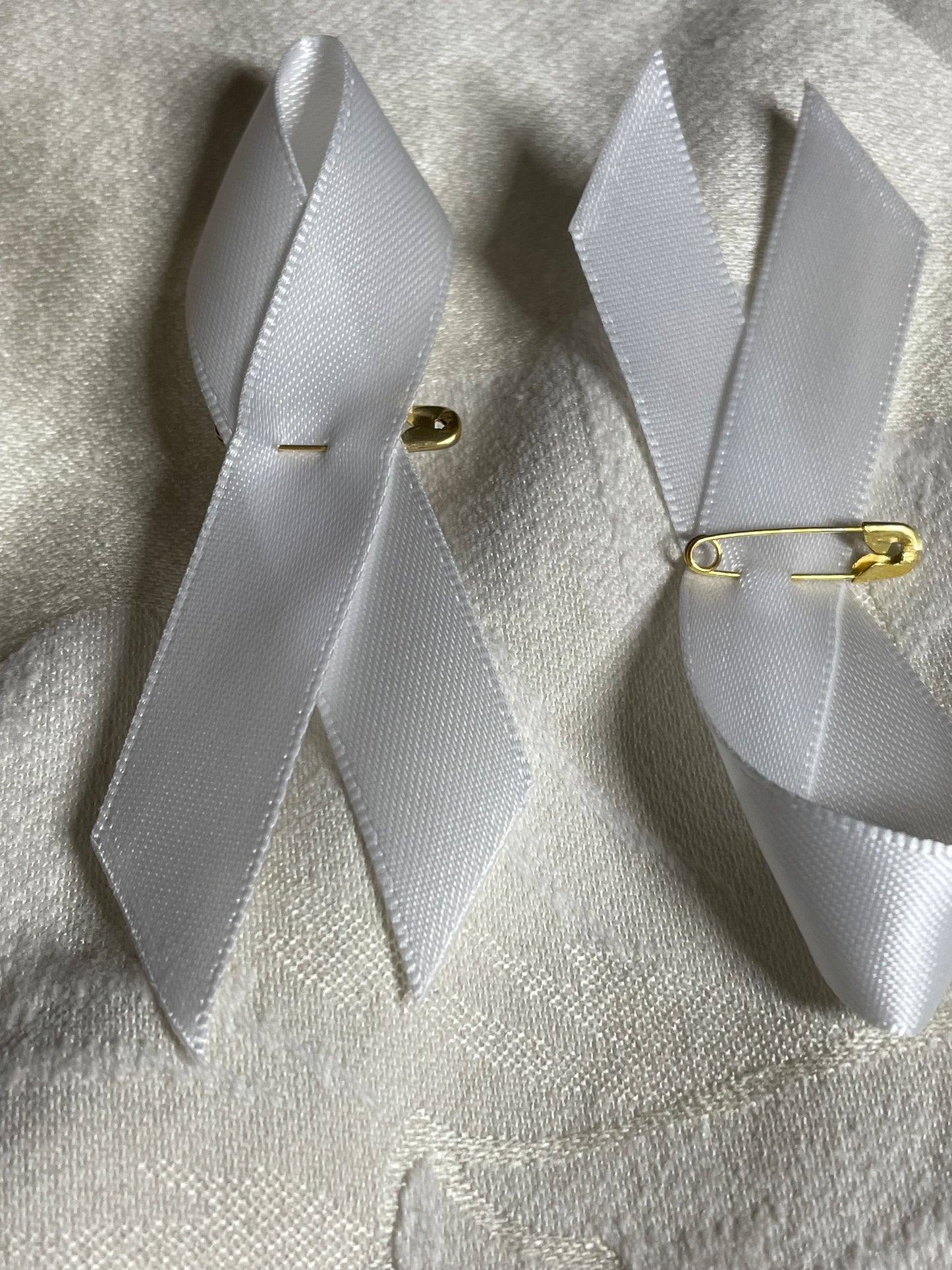 White Satin Ribbon Pin Brooch