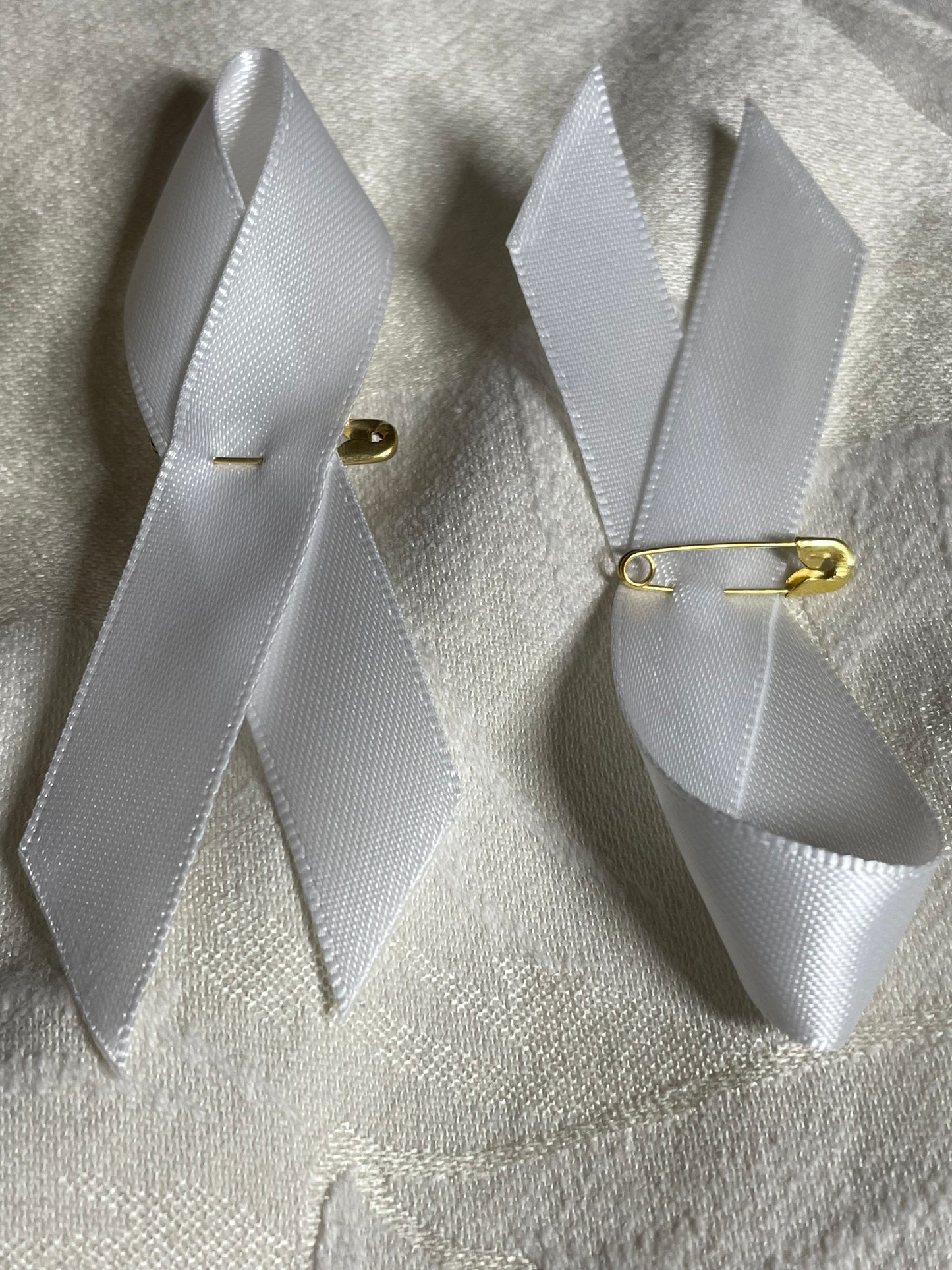 White Satin Ribbon Pin Brooch