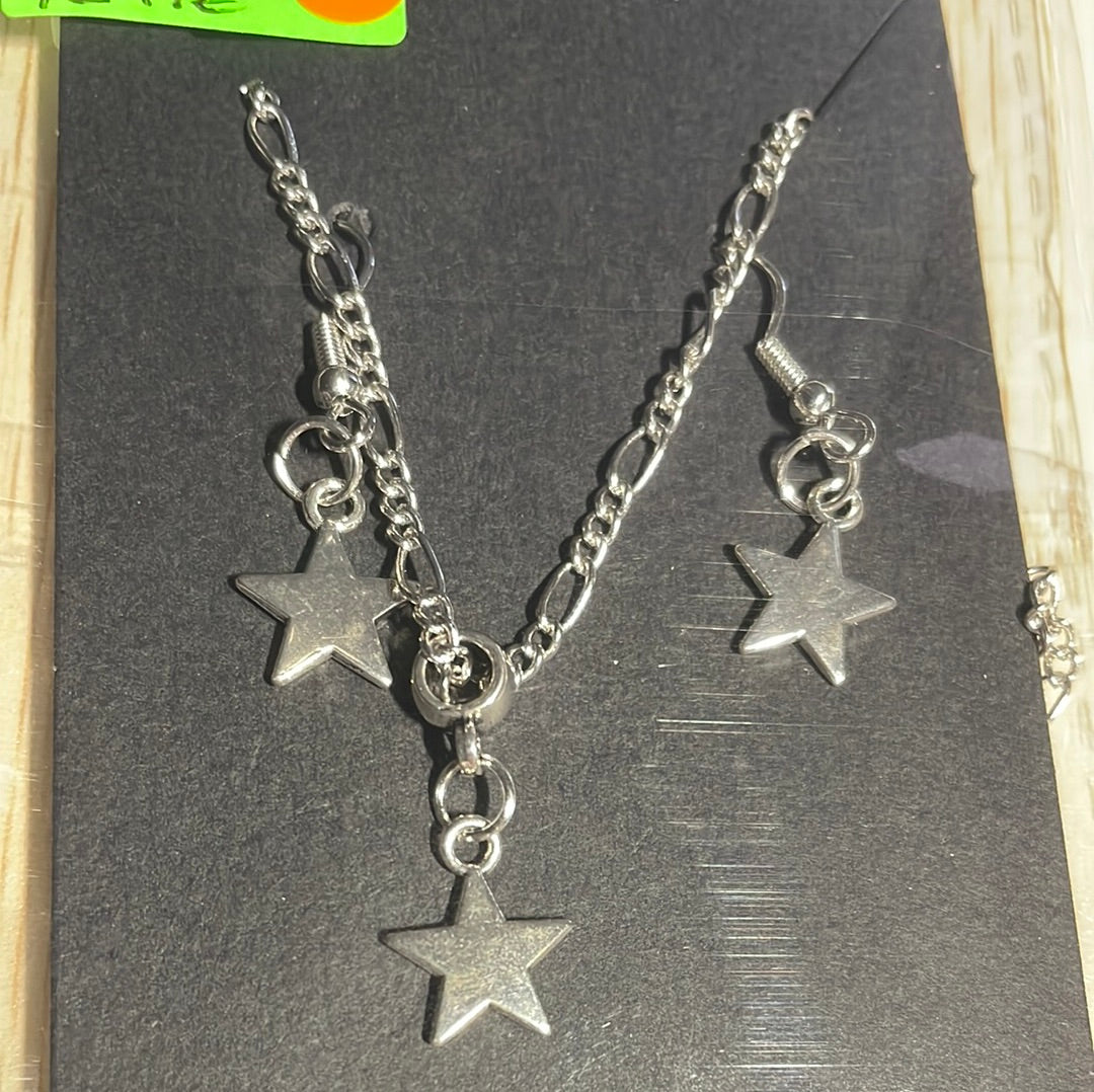 Antique Silver Star Jewellery Set - 18"