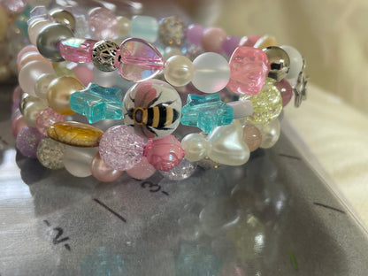 Bee Neutral Memory Wire Bangle