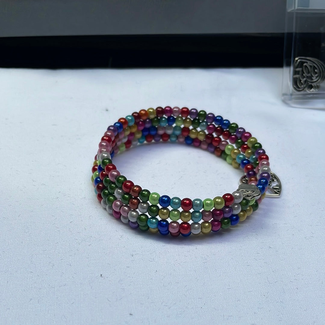 Memory Wire Bracelet with 3D Illusion Beads